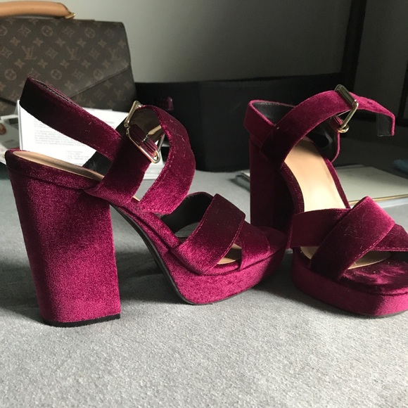 wine colored heels wedding
